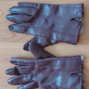 Faux leather gloves